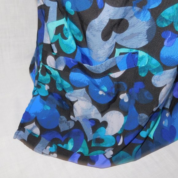 White Cross Womens XL Black with Blue Purple Hearts V Neck Scrub Top Shirt - Picture 7 of 12